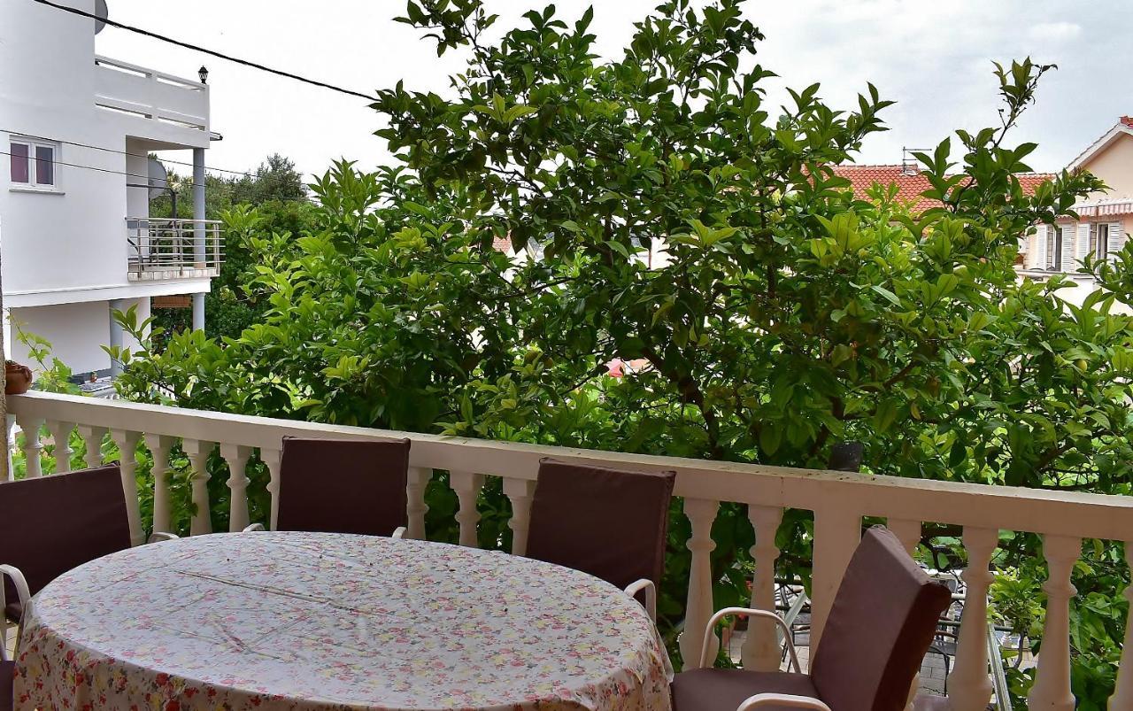Apartament Banjol Exterior foto