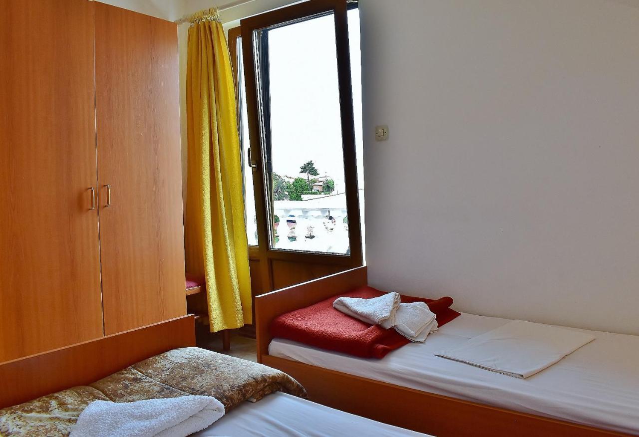Apartament Banjol Exterior foto