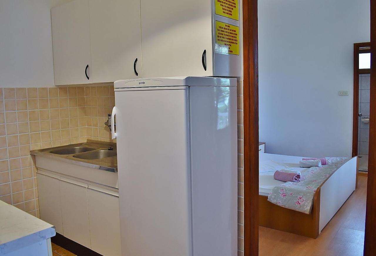 Apartament Banjol Exterior foto