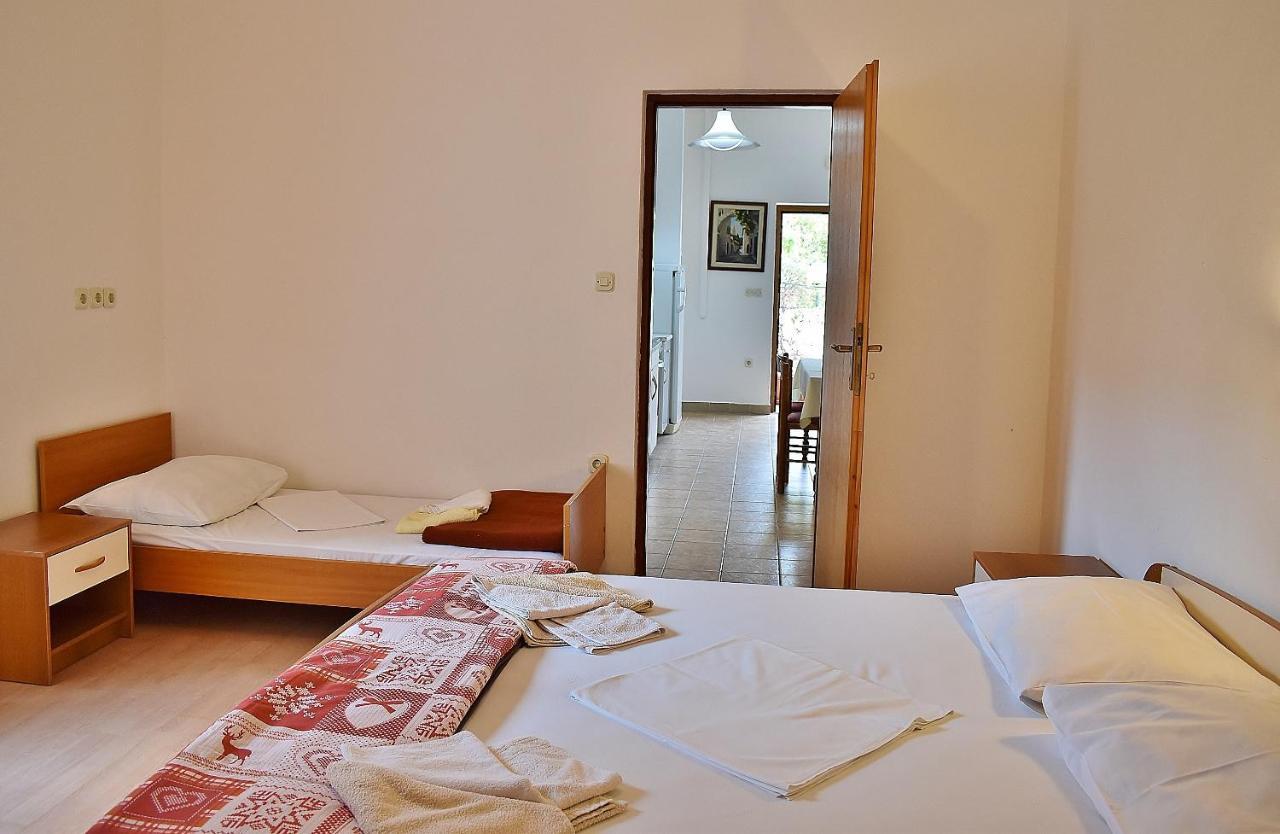Apartament Banjol Exterior foto